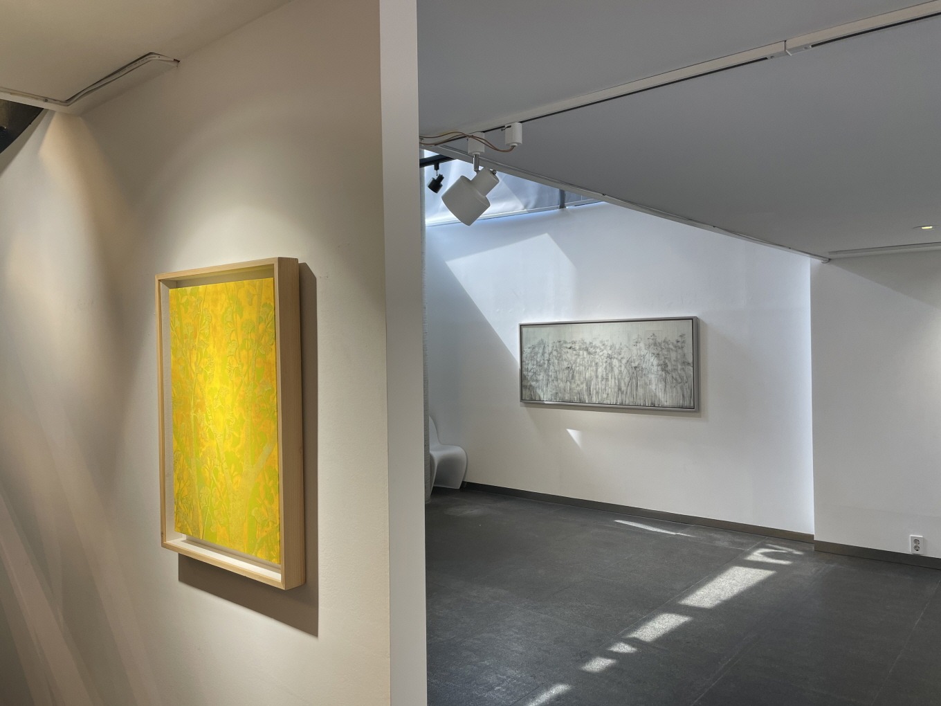 전시전경 · Exhibition view · (출처 = 갤러리전)